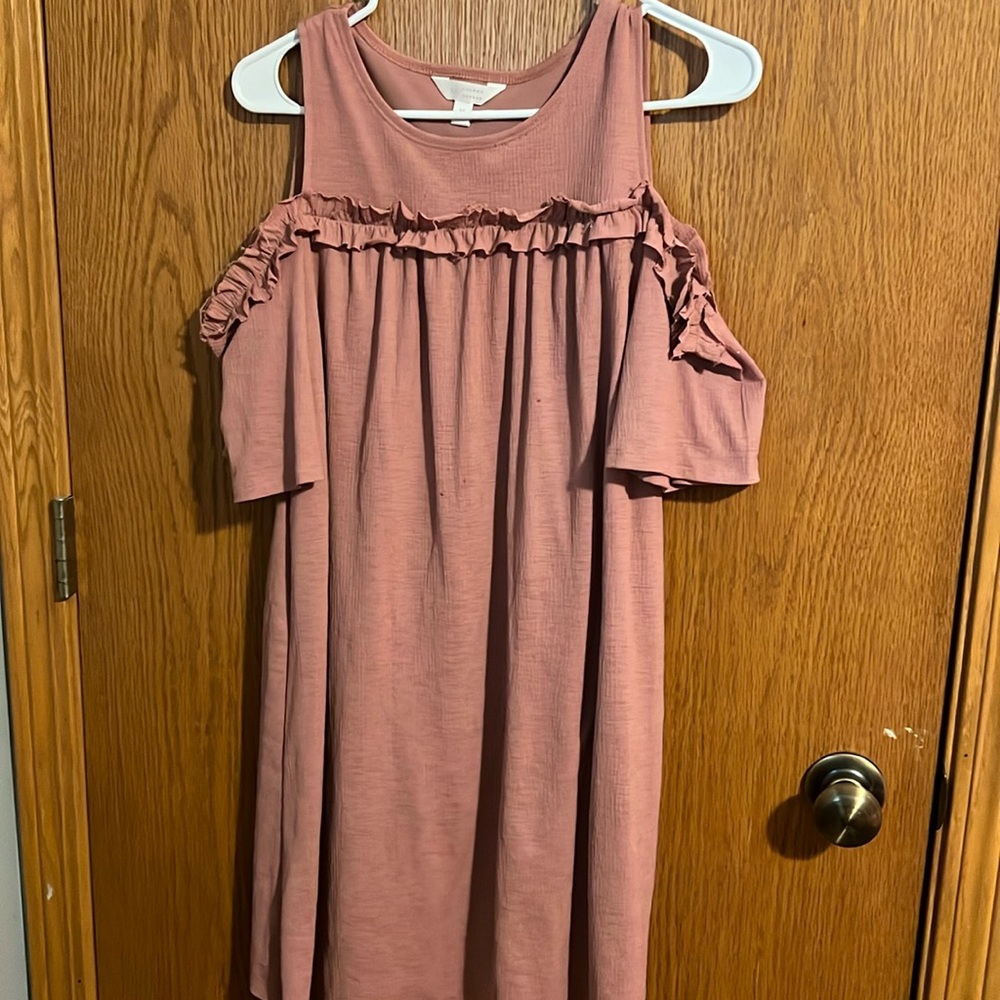 Women's dress medium